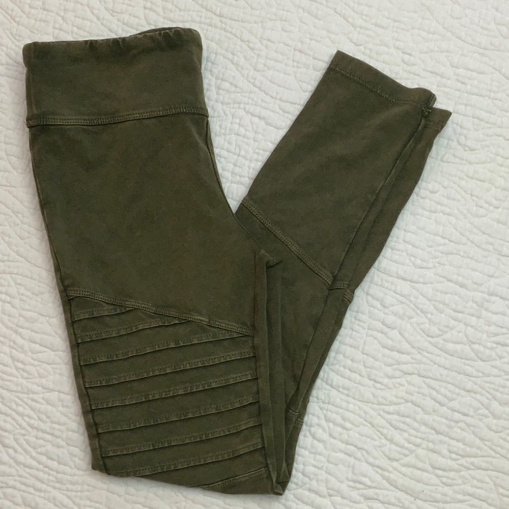 Treasure & Bond Kids Leggings in Olive Green